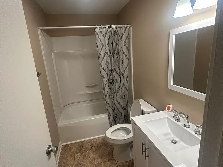 222 Georgia Ave #2 — Photo 5
