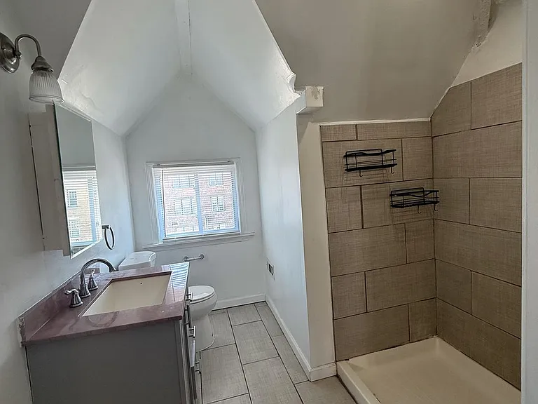 151 Calvert St — Photo 35