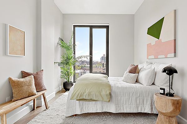 1st image of 262 9th St #506