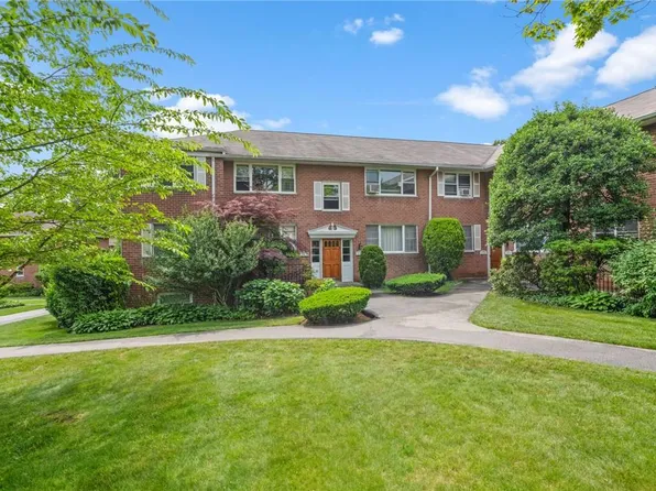 121 N Broadway #12J, White Plains, NY 10603