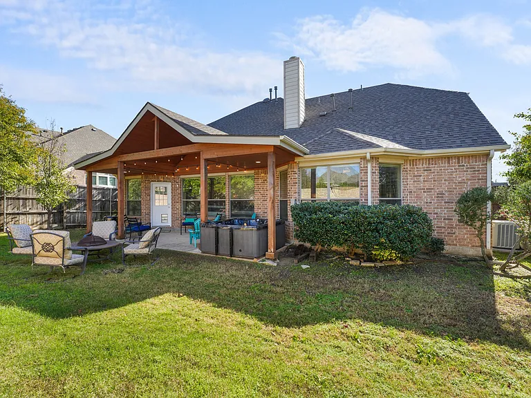 537 Quail Run Dr — Photo 4