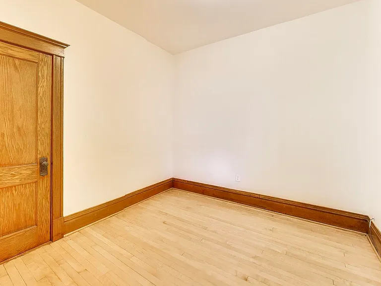 858 N Wolcott Ave #2 — Photo 15