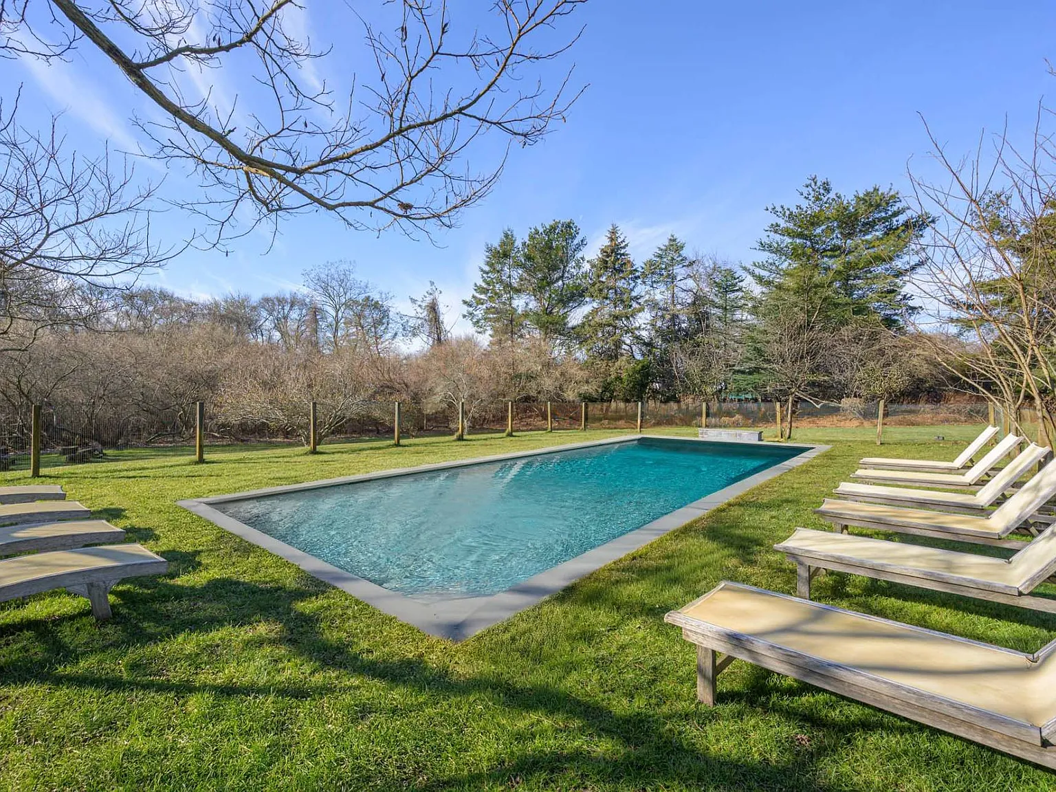 Luxurious and Unique - Must See Summer Escape — Photo 2