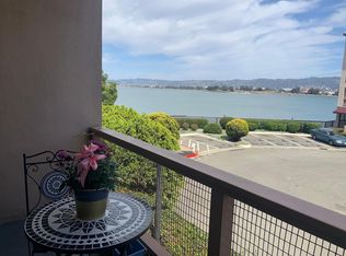 9 Commodore Dr #A216, Emeryville, CA 94608