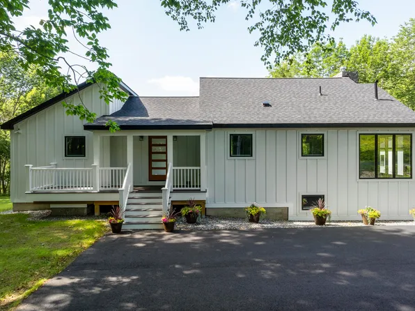 862 W Neck Road, Nobleboro, ME 04555