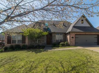 3914 Le Mason St, Springdale, AR 72764