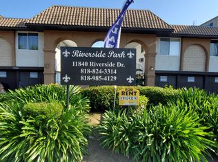 11840 Riverside Dr APT 15, Valley Village, CA 91607