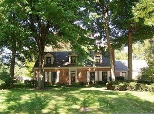 359 Carlyle Cir, Dayton, OH 45429