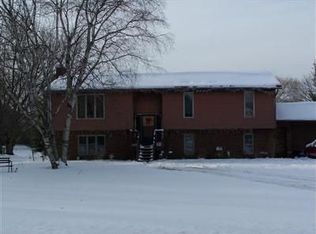 651 Martin Rd, Mogadore, OH 44260