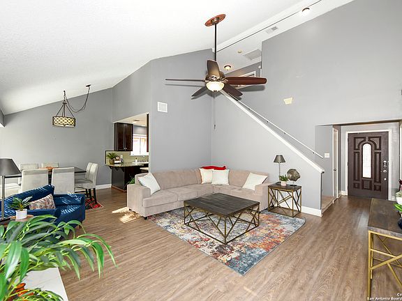 4th image of 7203 FLAMING FOREST ST