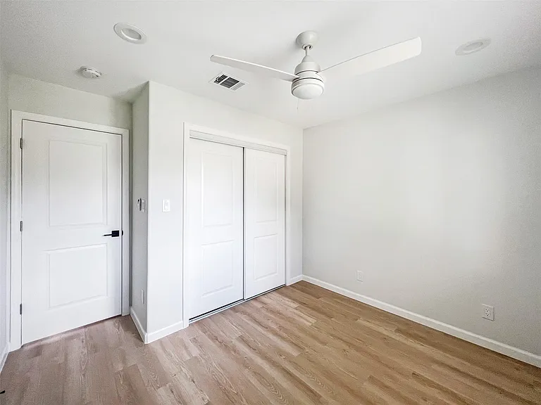7736 Croftwood Dr — Photo 18