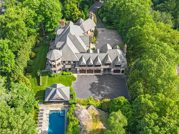 63 Wrights Mill Road, Armonk, NY 10504