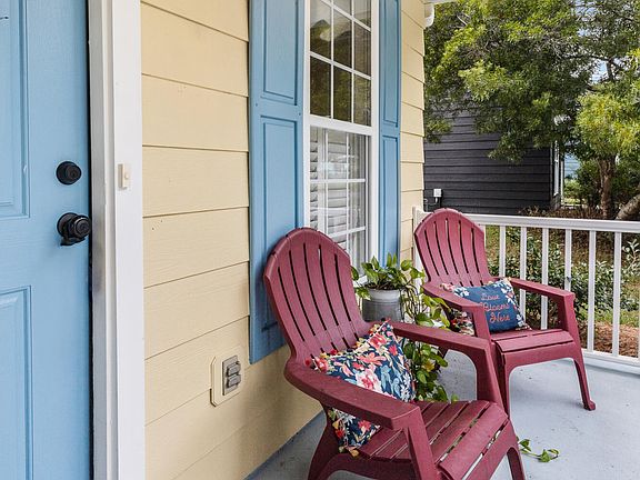 5th image of 224 Pimpernel St