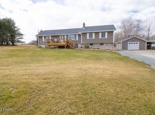 233 Daniels Rd, Honesdale, PA 18431