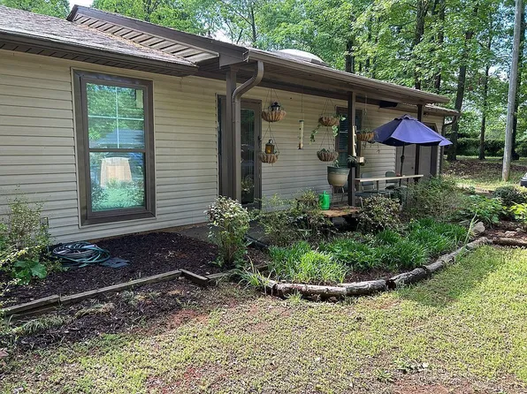 111 Bee Tree Ct, Piedmont, SC 29673