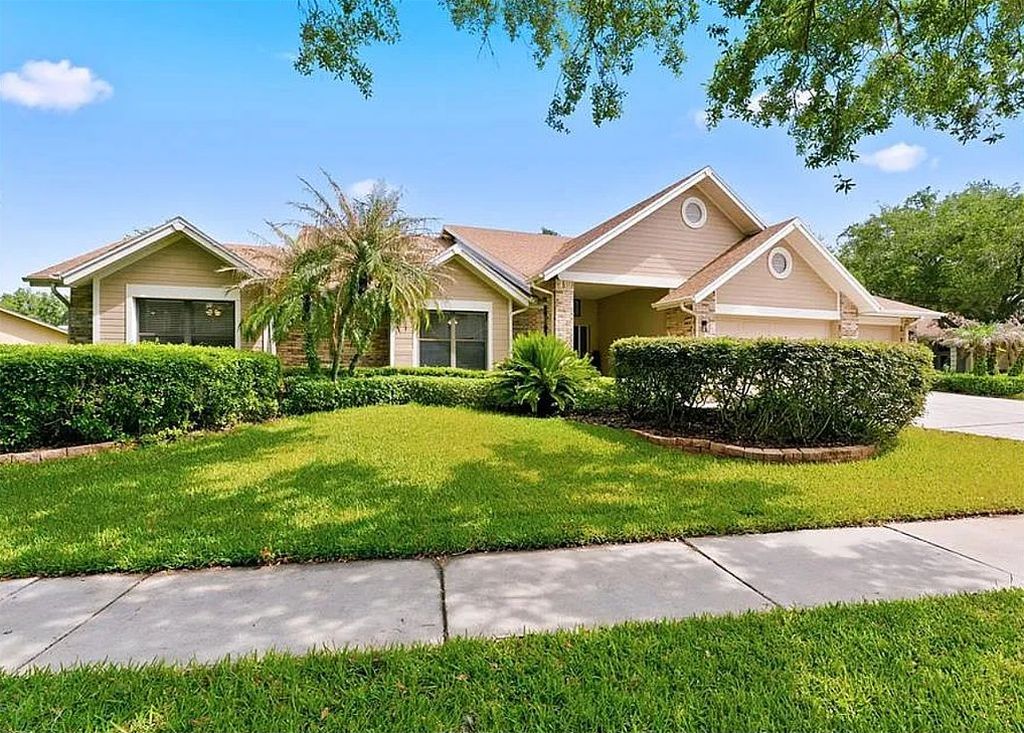 8731 Tantallon Cir - Property Image