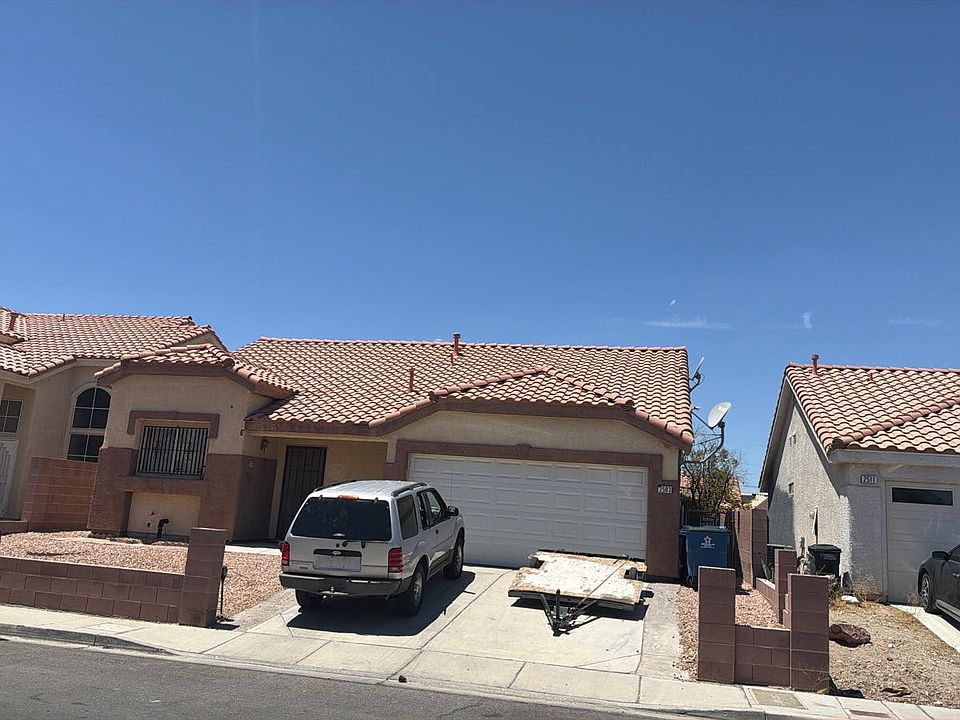 2nd image of 2503 River Oaks Dr