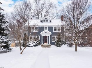 2881 Berkshire Rd, Cleveland Heights, OH 44118