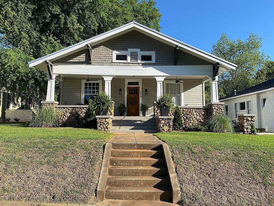 1st image of 3014 6th St