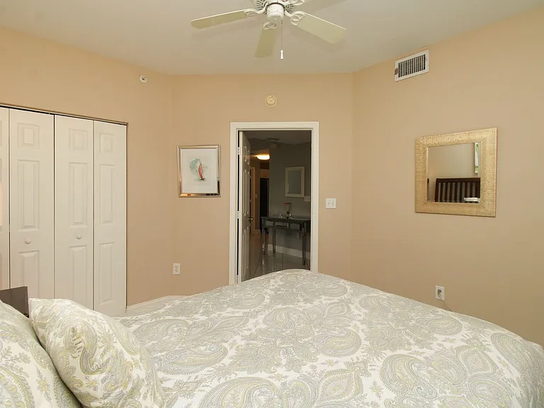 519 Roma Ct #3305 — Photo 20