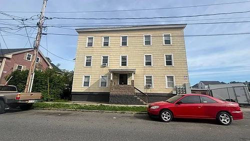 40 Abbey St Photo 1
