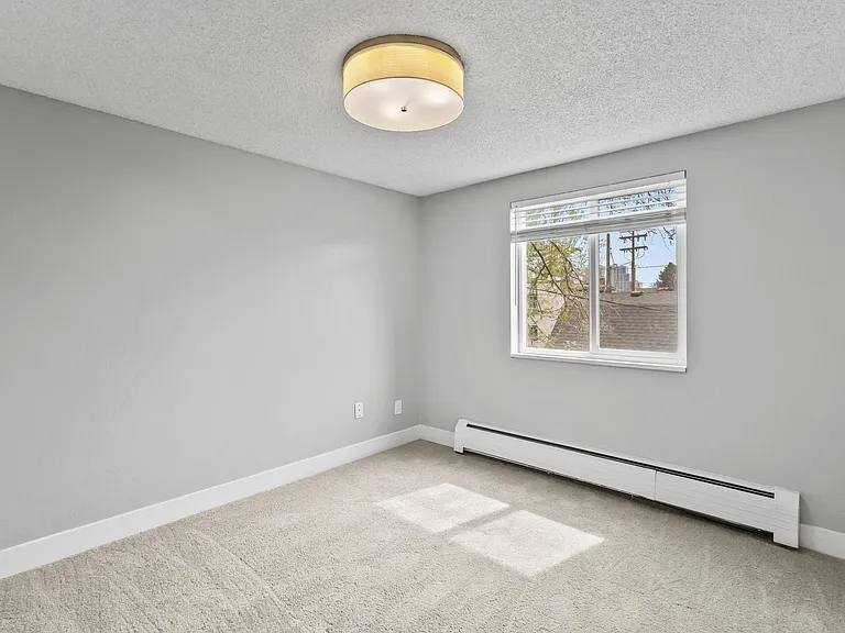 Pearl Apartments — Photo 9
