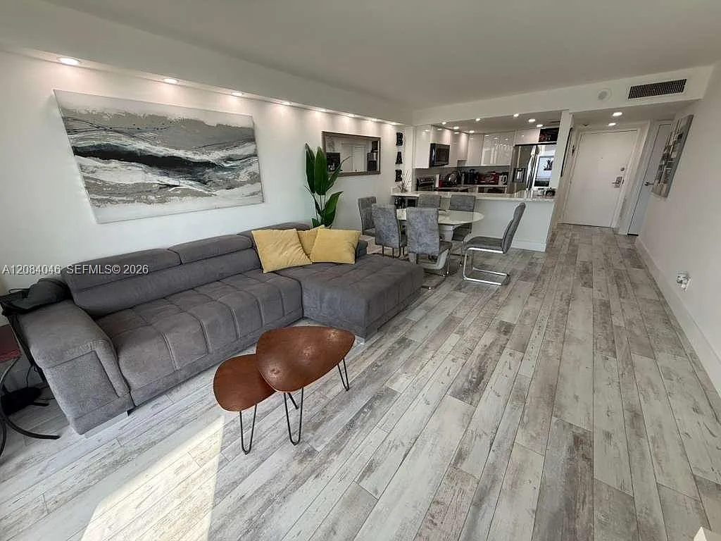 Sailboat Cay Condo — Photo 4