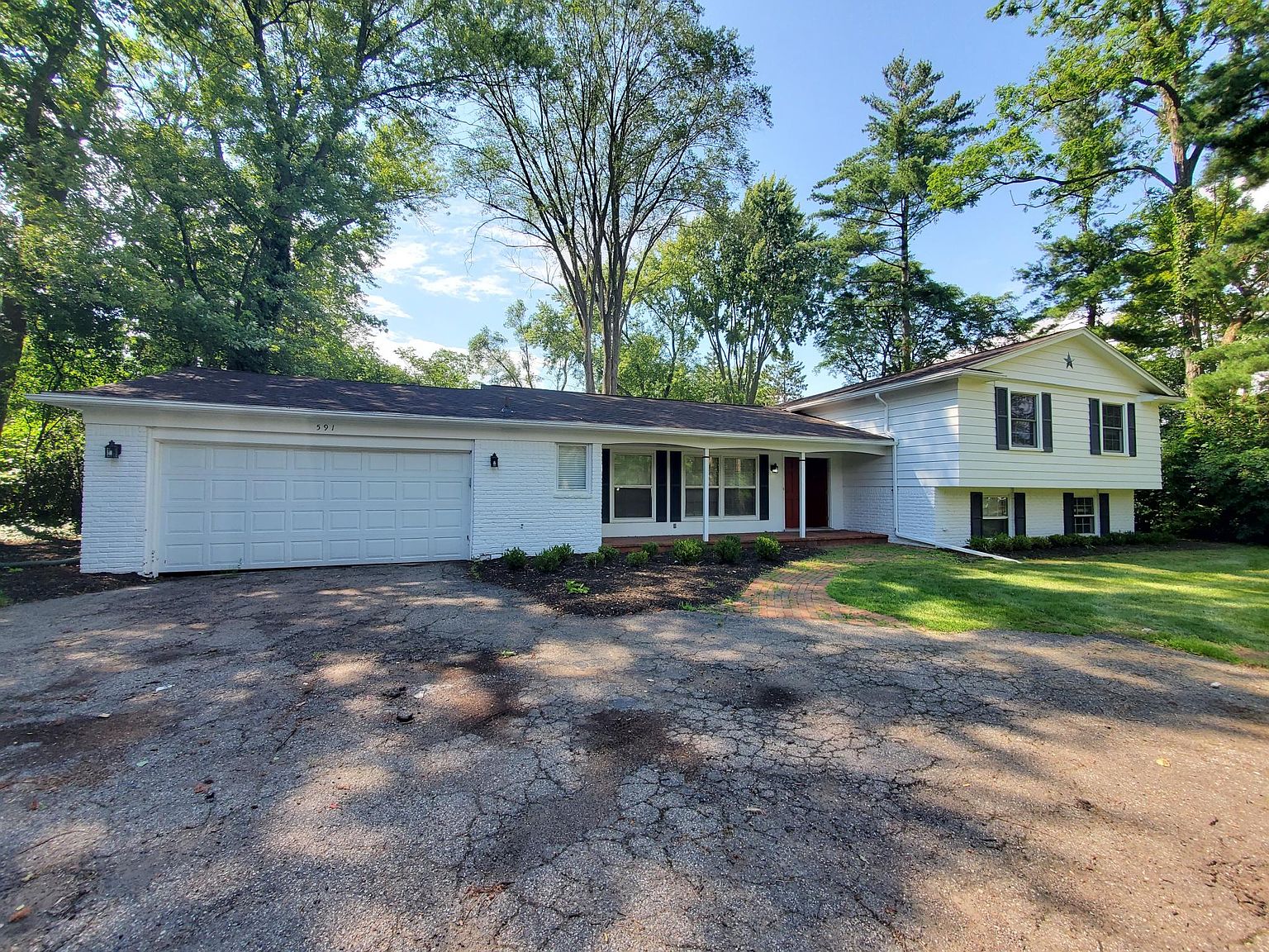 591 E Long Lake Rd, Bloomfield Hills, MI 48304 | Zillow