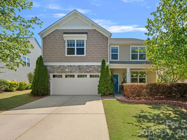 8220 Ruby Valley Rd, Charlotte, NC 28277