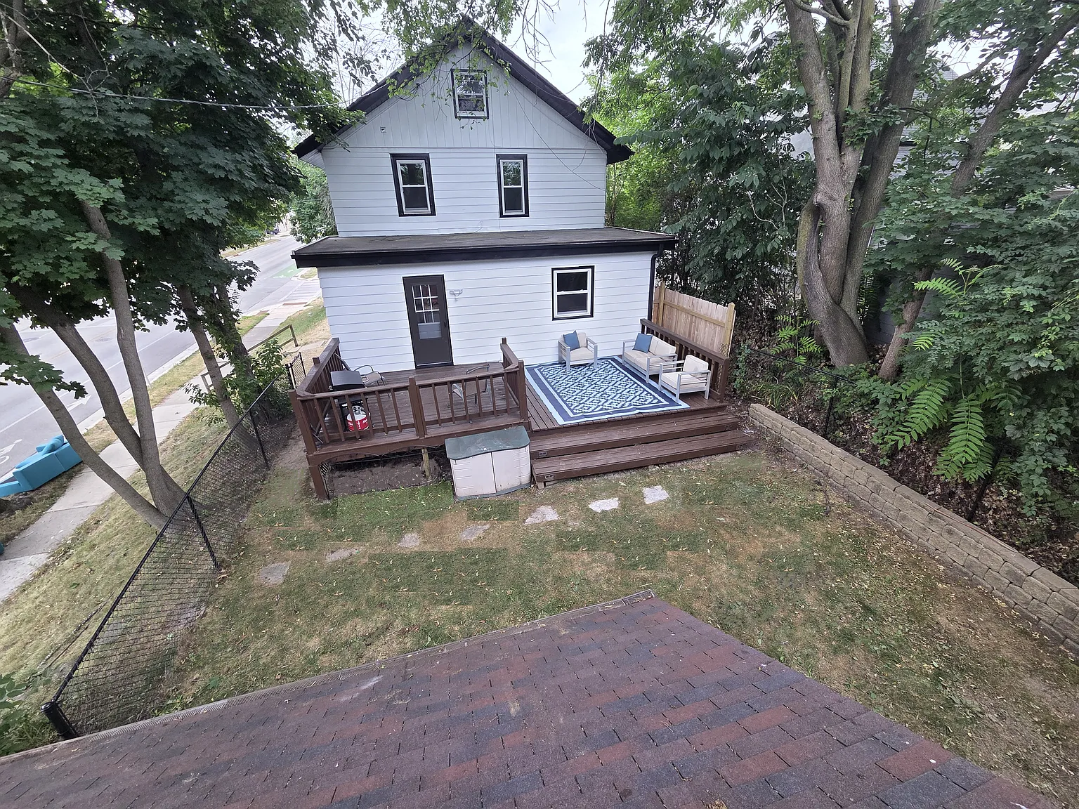 6804 Maple Ter — Photo 4