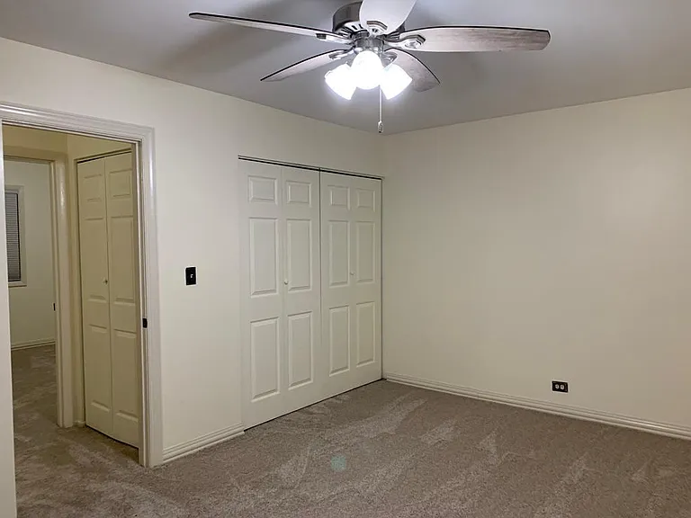 Master bed room