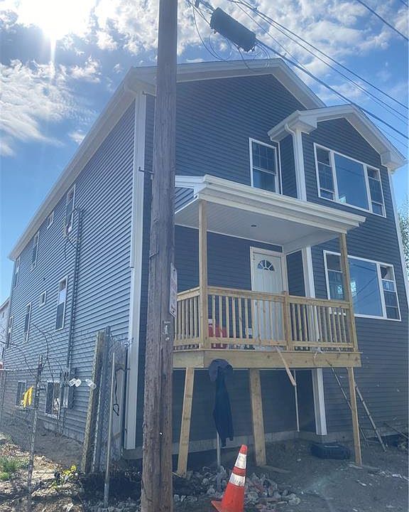2nd image of 30 Anthony Ave