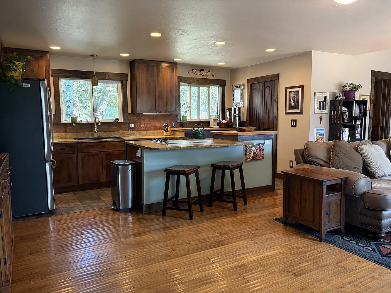 3 bed, 1662 sqft, $6,500 — Photo 2