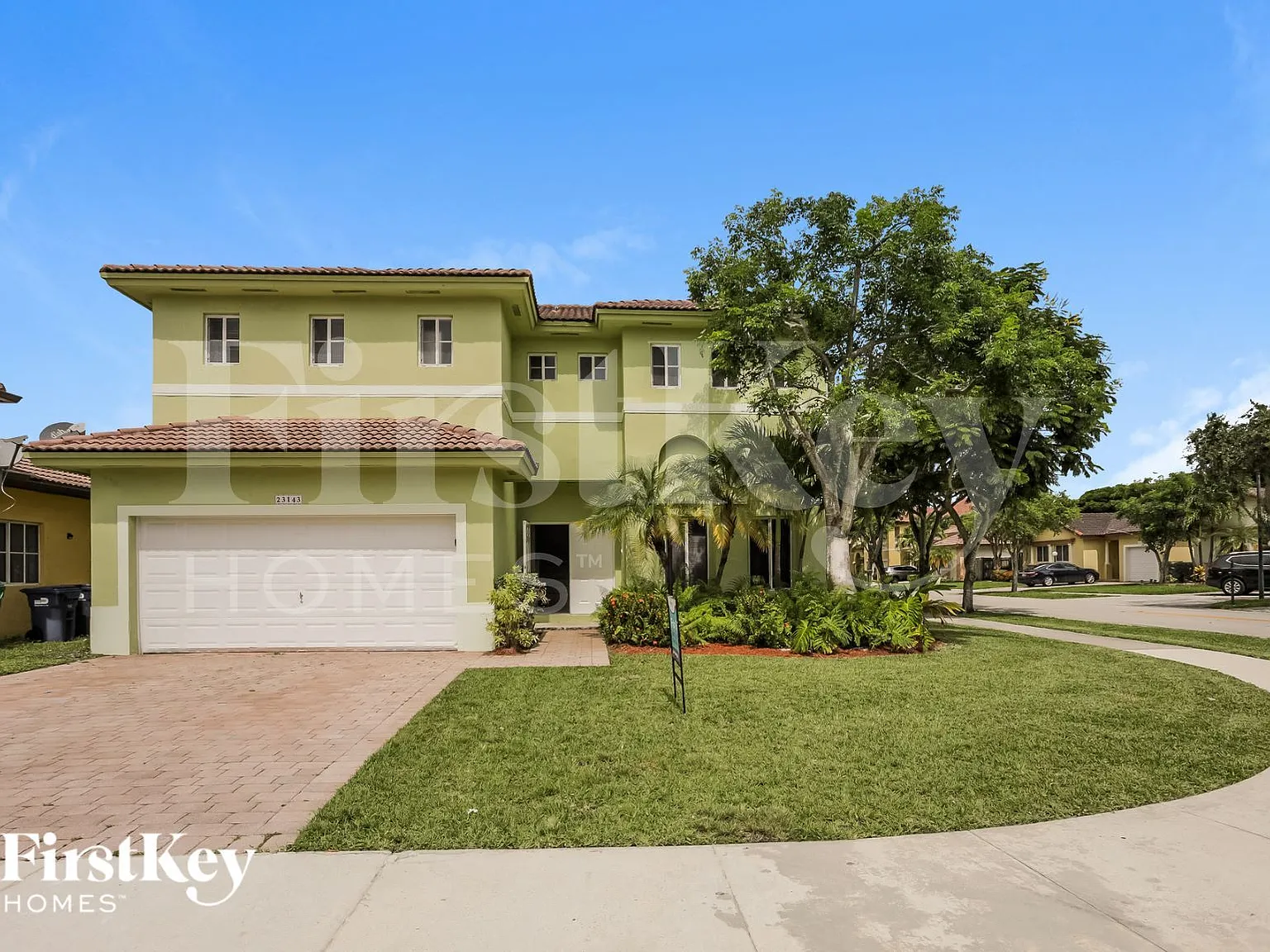 3 bed, 3.0 bath, 2689 sqft, $3,795 — Photo 1