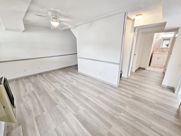 125 Grant Dr — Photo 29