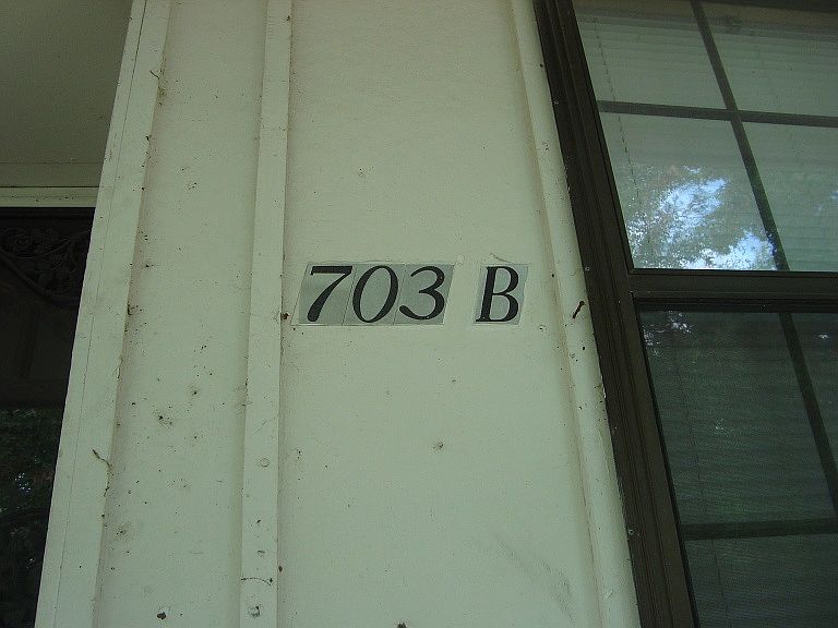 1st image of 703 NE Banner Dr APT B