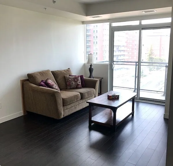 128 King St N #909 — Photo 8