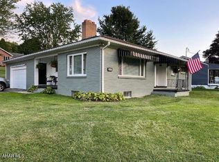 484 Raystown Rd, Everett, PA 15537