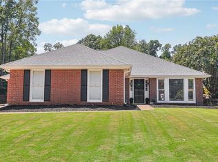 365 Stepping Stone Dr, Alpharetta, GA 30004