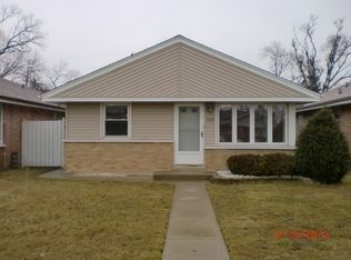 7621 Lockwood Ave, Burbank, IL