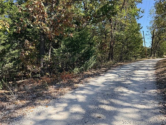 5th image of Howe Rd