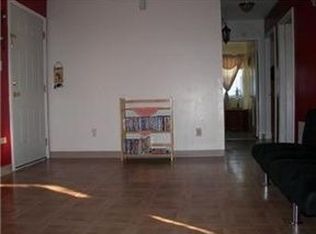 3501 Victoria Dr, Kansas City, KS 66106