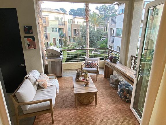 3rd image of 12838 N Seaglass Cir