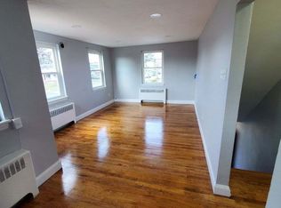 201 Gray St, Chester, PA 19013