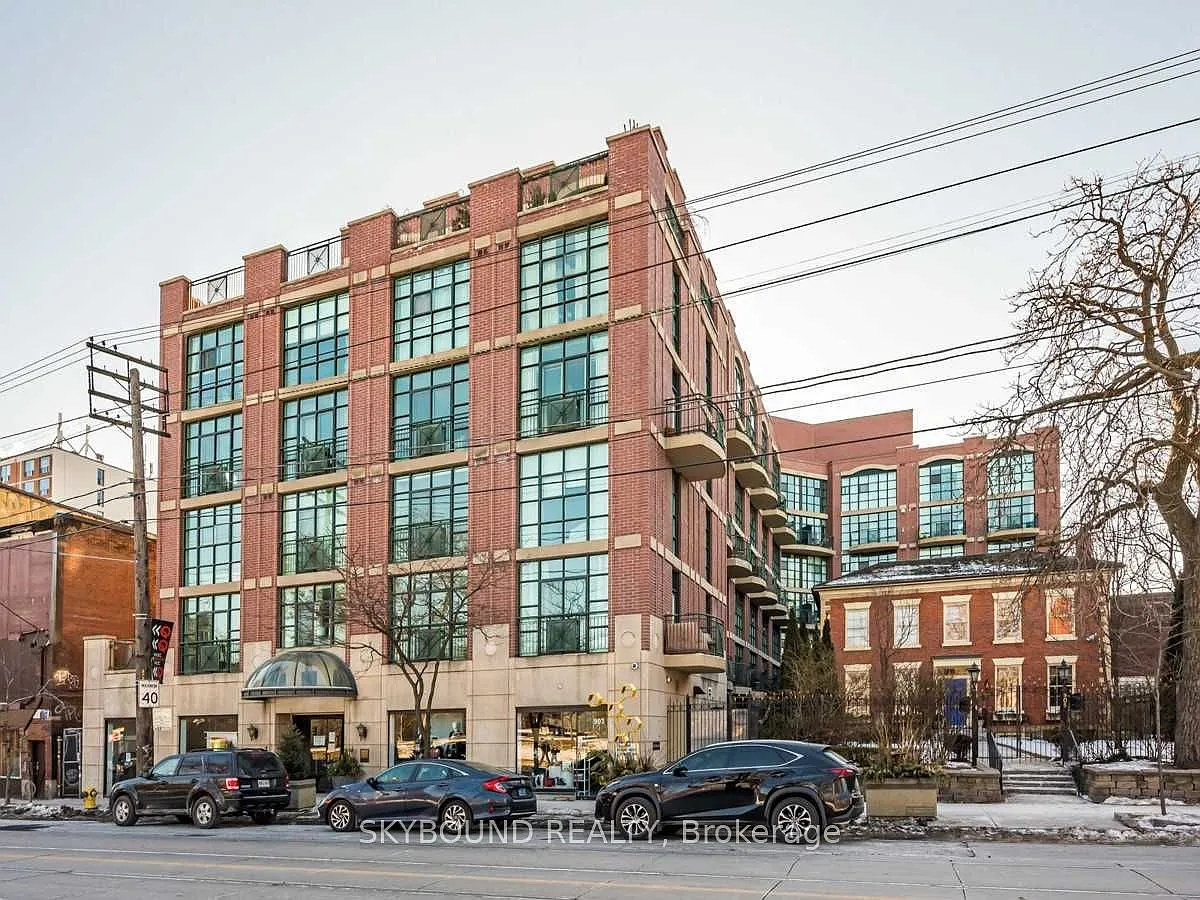 Trinity Park Lofts — Photo 1