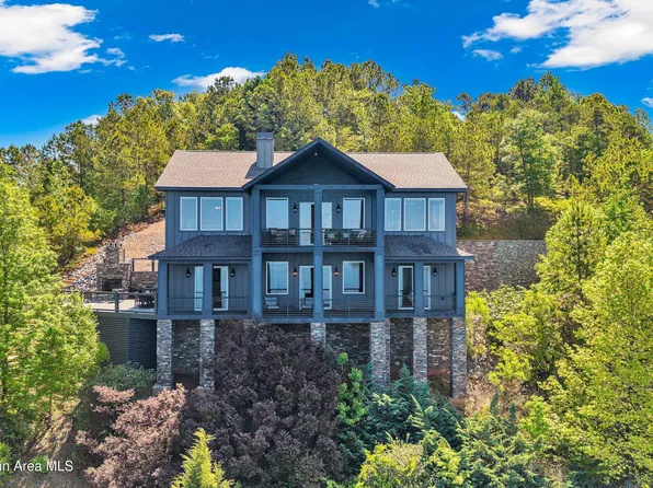 25 Boardwalk Ln, Dadeville, AL 36853