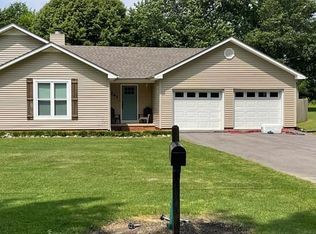 141 Meadowwood Dr, Mc Kenzie, TN 38201