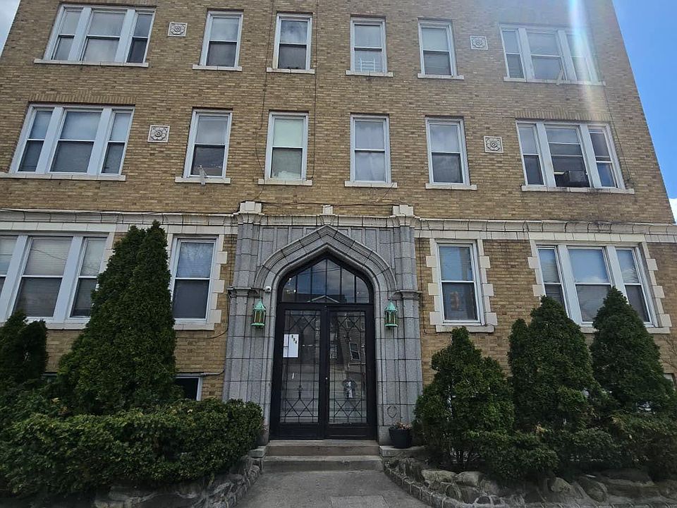 1st image of 894 Kennedy Blvd #41