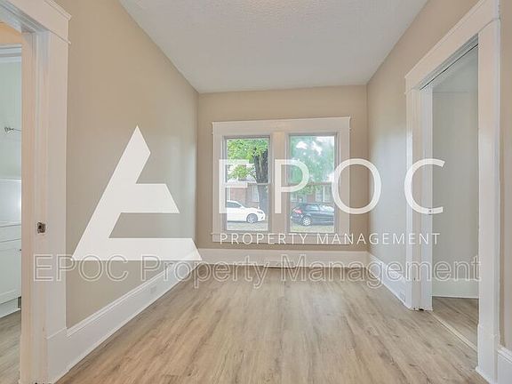 4th image of 1100 Elwell Ave