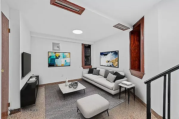 Rented by Compass | media 9